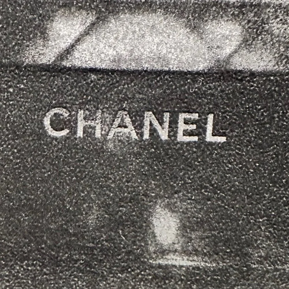 CHANEL Leather Sunglasses Case Authenticated - EUC